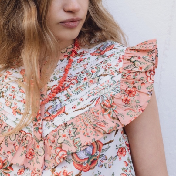 PRE-ORDER: Victoria Blouse Pink - Picture 2 of 5